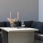 Cozy And Bright 2Bd Family Home